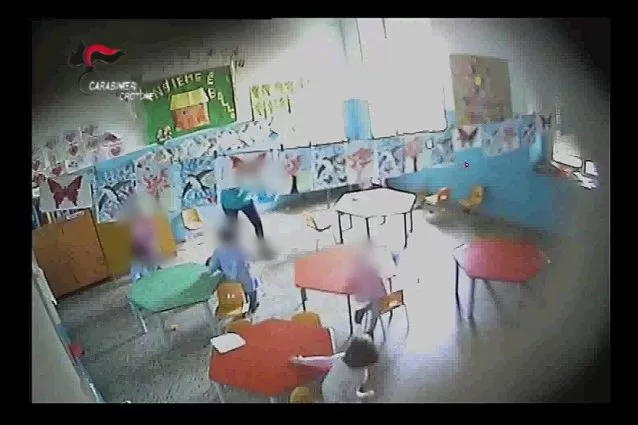 solofra bimbi maltrattati asilo