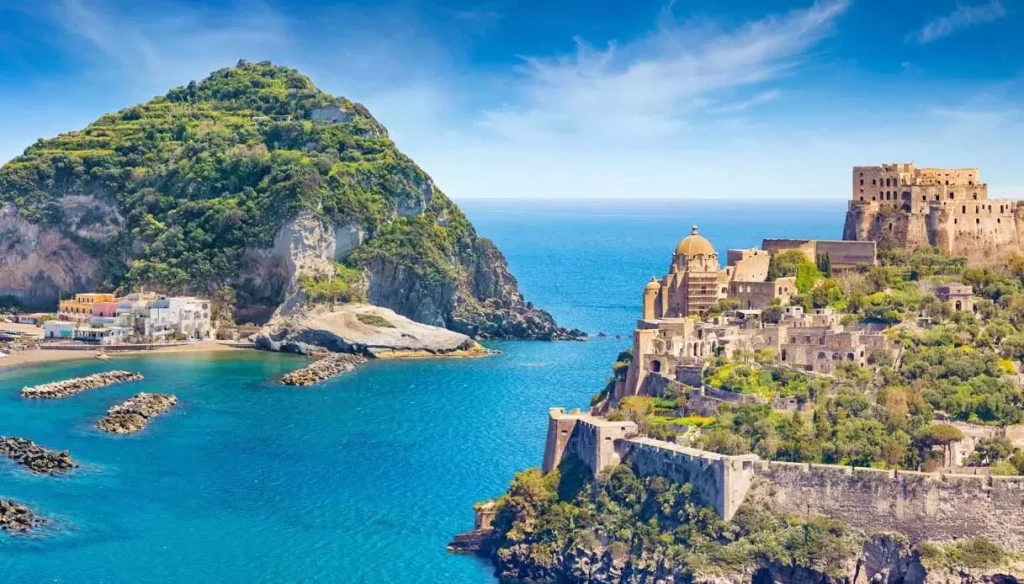 ischia-via-campagna-vaccinazione-massa