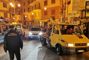 salerno-sosta-selvaggia-largo-plebiscito