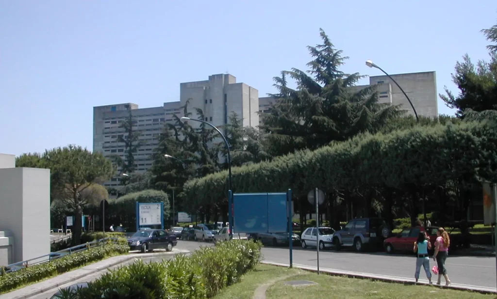 spaccio-policlinico-napoli