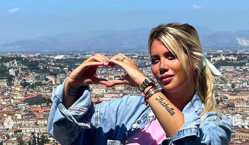 wanda-nara-napoli-cappella-maradona-quartieri-spagnoli