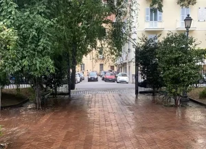 salerno-villa-comunale-ripulita