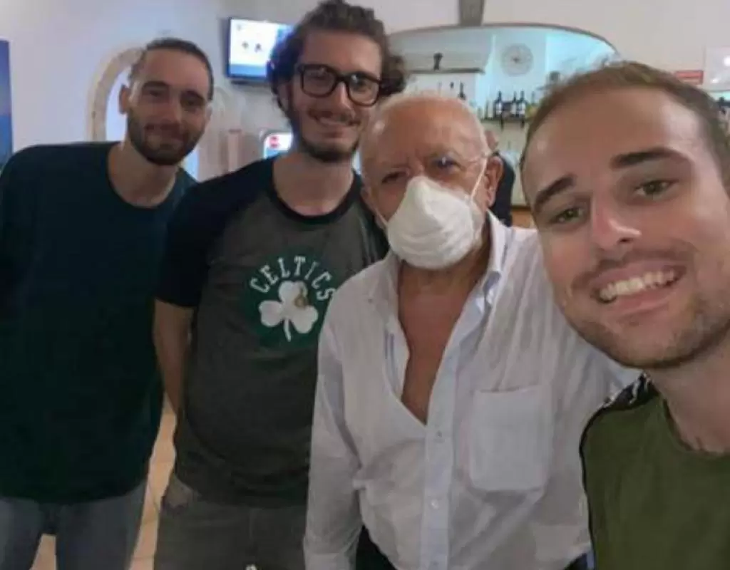 forza-lupi-selfie-de-luca-giovani-irpini-maratea