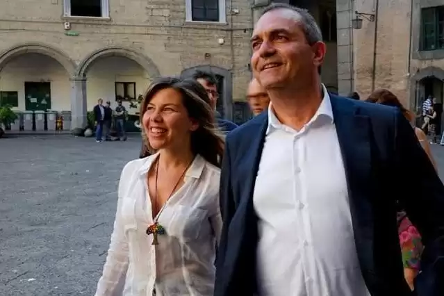 napoli-alessandra-clemente-dimette-assessore