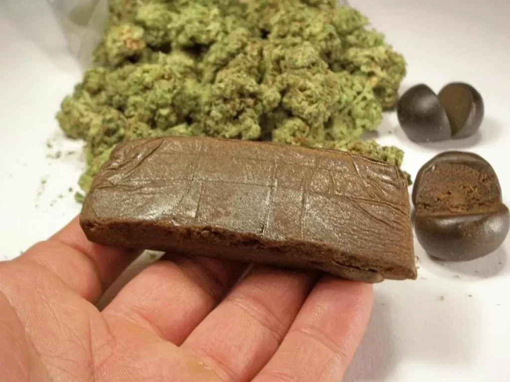 napoli-fugge-alt-sorpreso-droga-arrestato