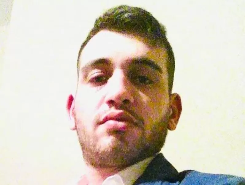 ragazzo-morto-carinaro