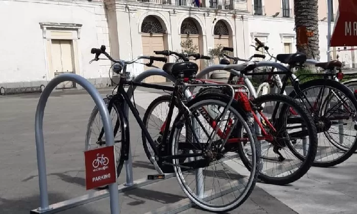 Marcianise danneggiato cicloparcheggio 22 ottobre