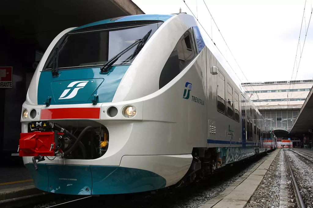 Maltempo sospesa linea Roma-Napoli via Formia
