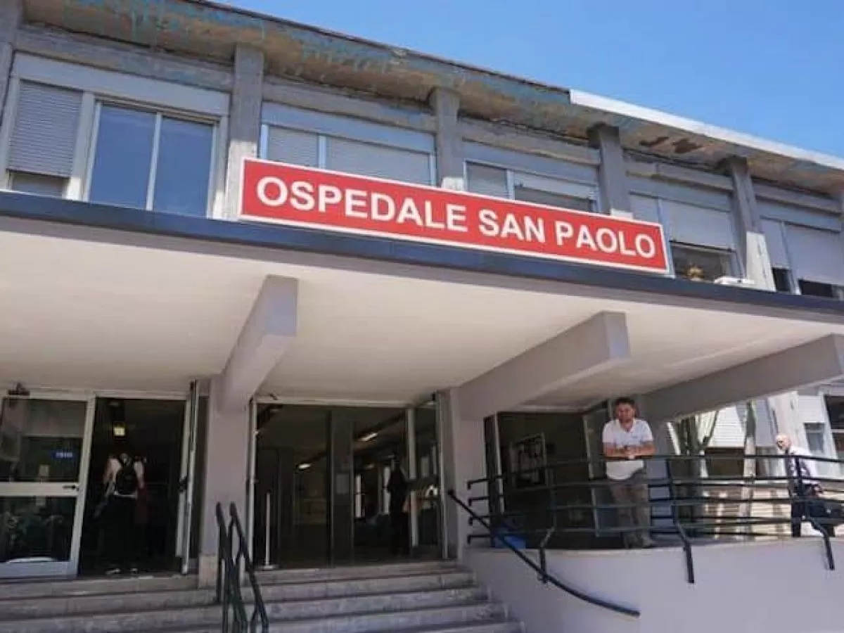 napoli-dimesso-ospedale-andarsene-minaccia-medico-arrestato