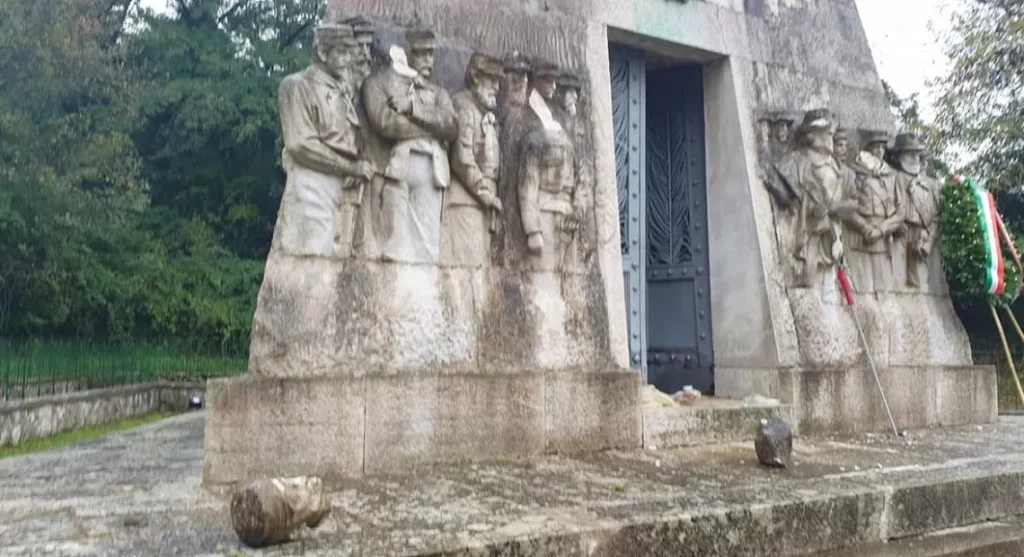 maddaloni vandalismo 6 novembre