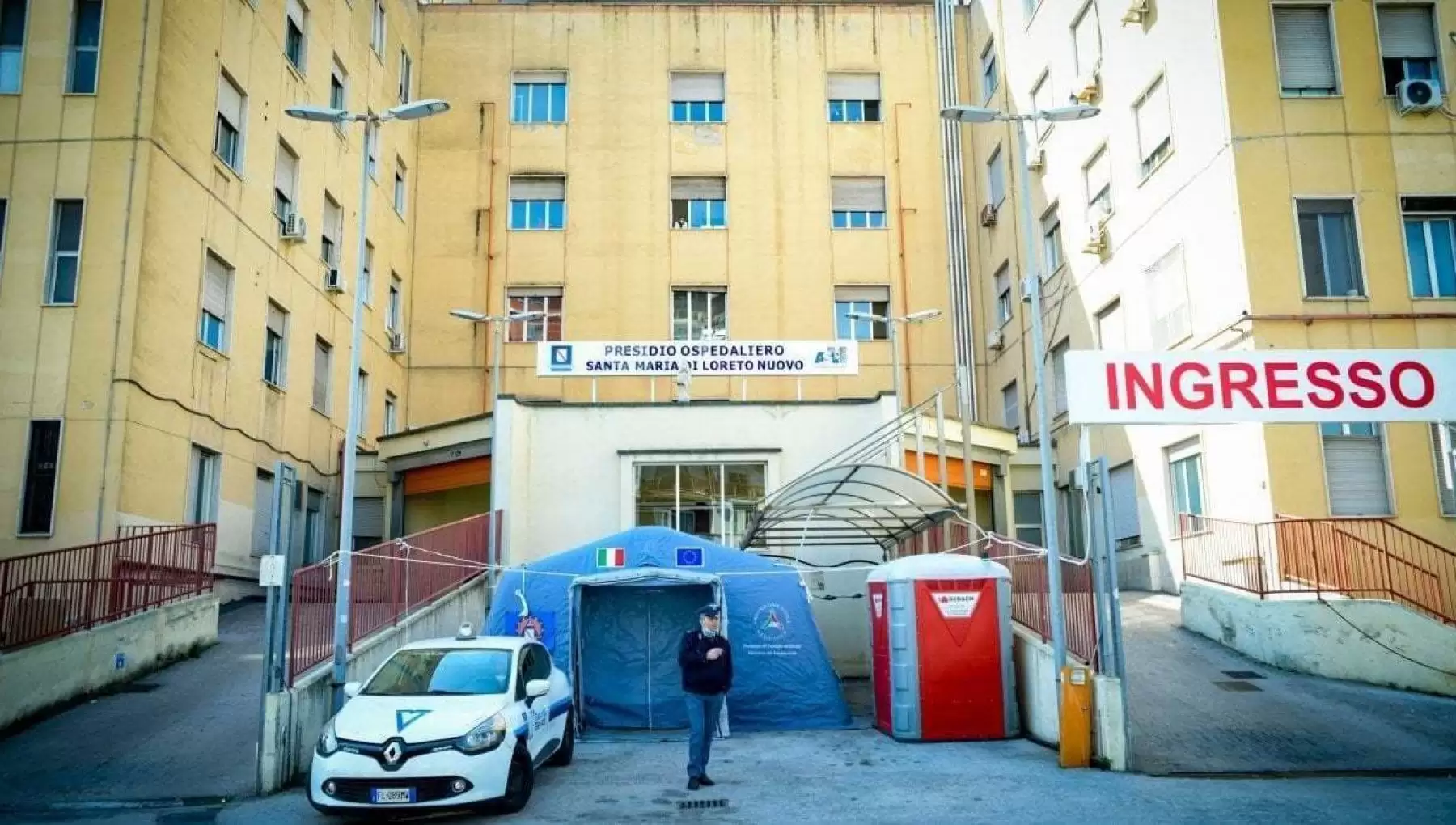 covid-napoli-ospedale-loreto-covid-center-30-dicembre