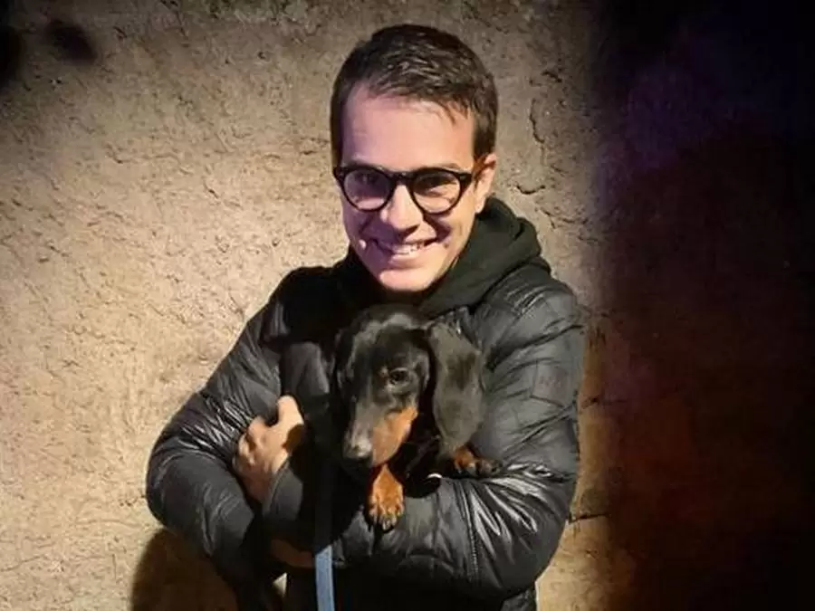 napoli-cane-picchiato-chiaia-balcone-enrico-rizzi