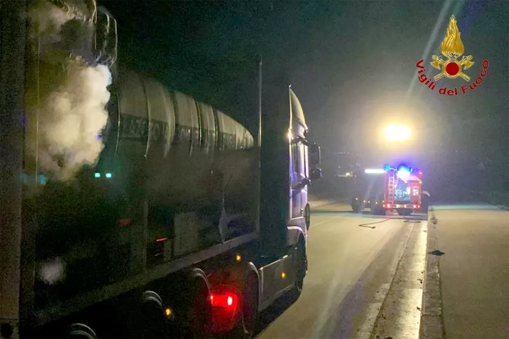 Grottaminarda autocisterna perde gas 29 dicembre