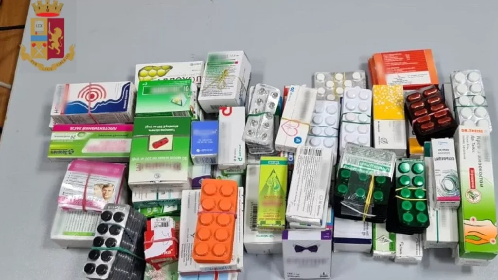 napoli farmaci contrabbando 6 dicembre