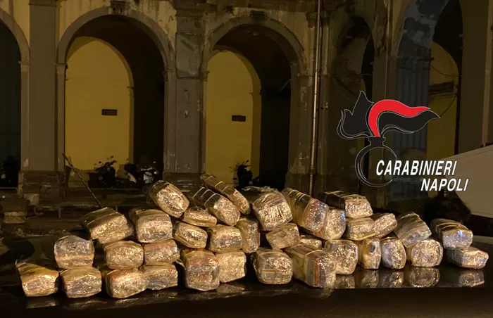 napoli-sequestrati-400mila-euro-contanti-cinesi