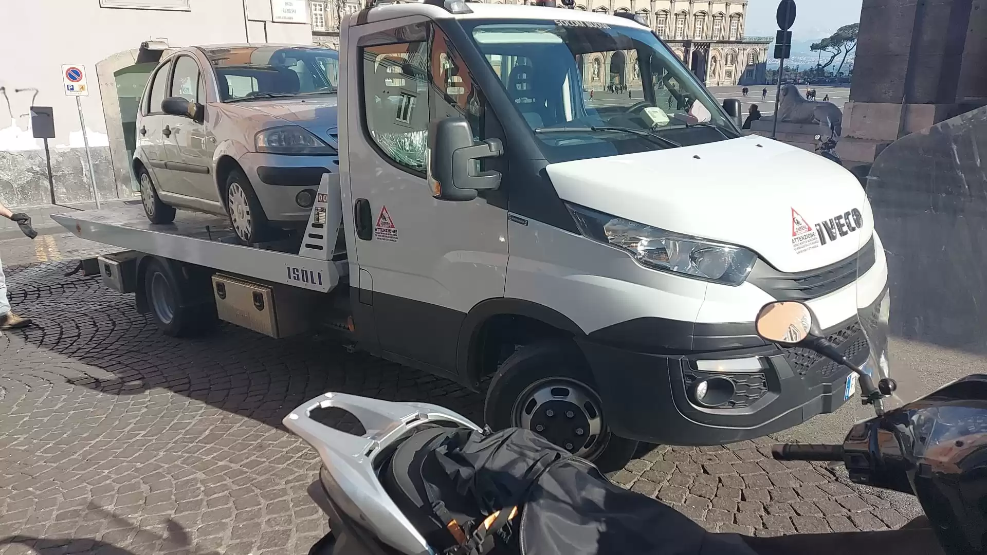 napoli controlli Polizia 18 febbraio