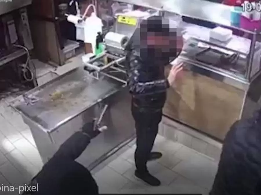 rapina-rosticceria-agnano-cosa-successo-video