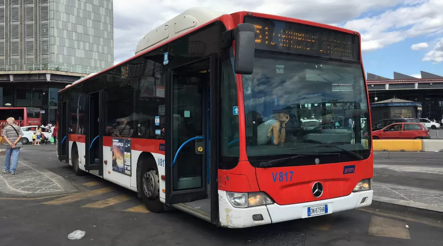 muore frenata bus