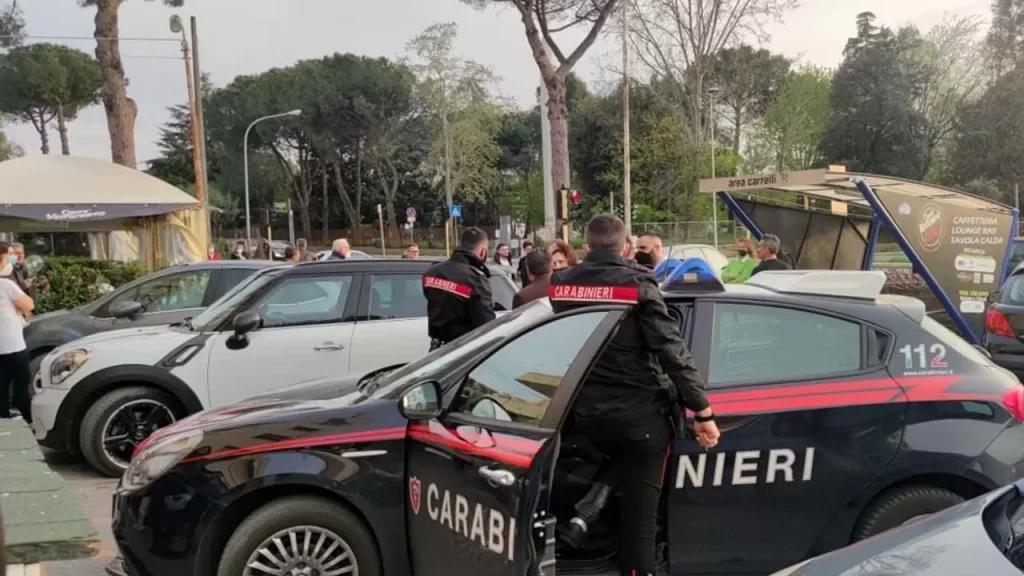 maddaloni lite tamponamento parcheggio supermercato