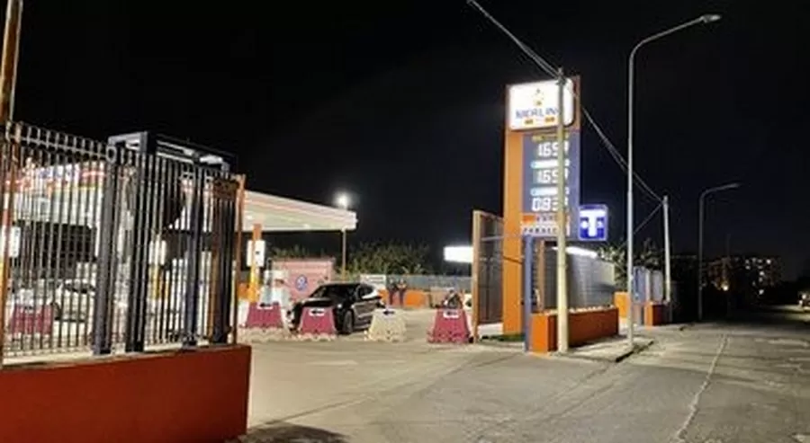 rapina distributore Grumo nevano