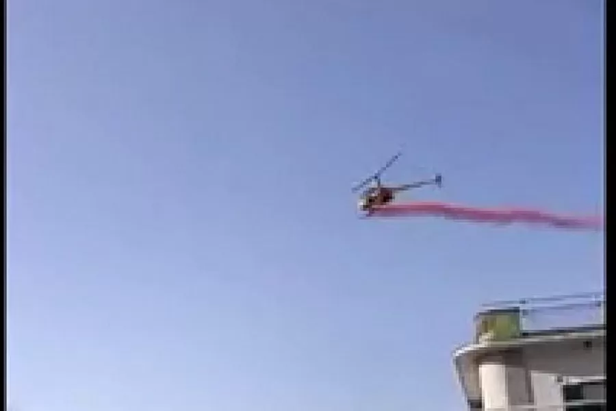 bagnoli-fumo-rosa-elicottero-bagnoli-cosa-successo
