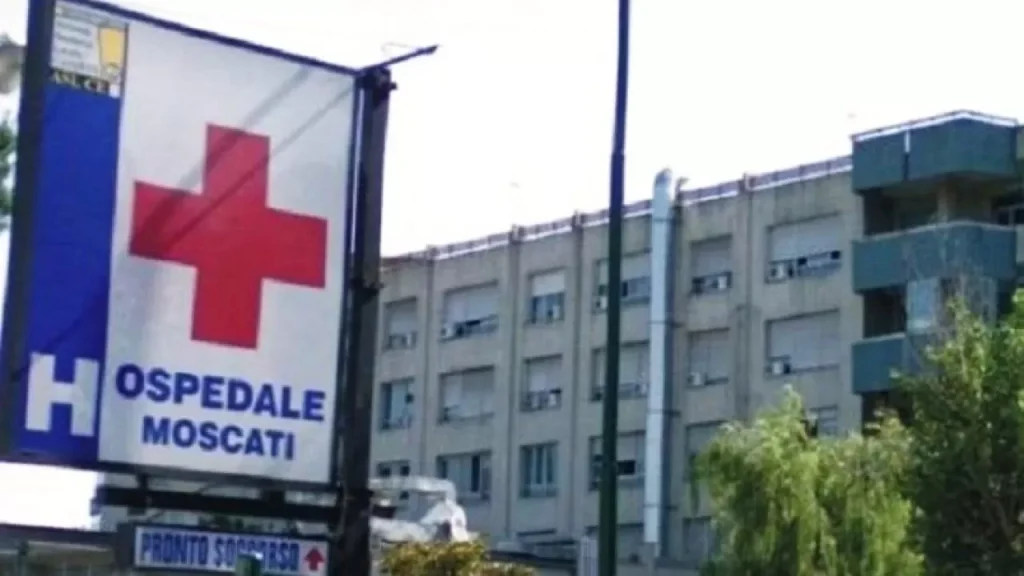aversa cade palazzo