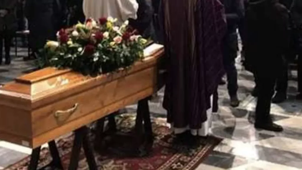 frignano morta maestra Giovanna