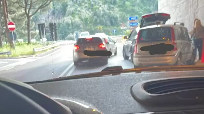 incidente galleria vico equense castellammare motociclisti