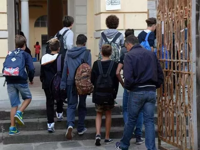 professoressa violenza sessuale