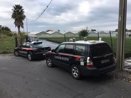 ottaviano incendio capanno deposito