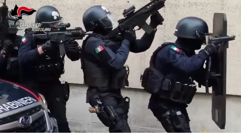 giugliano-arrestato-marito-violento-antiterrorismo