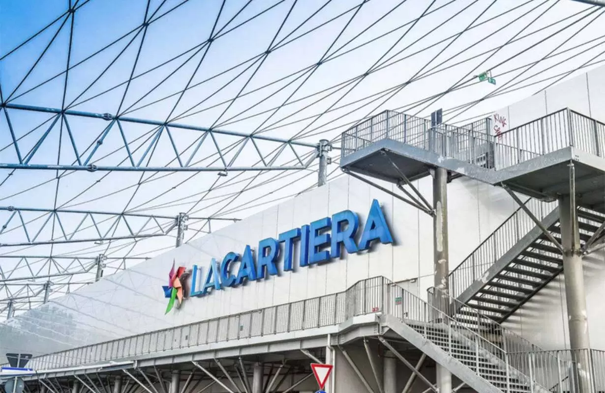 pompei danneggia auto la cartiera