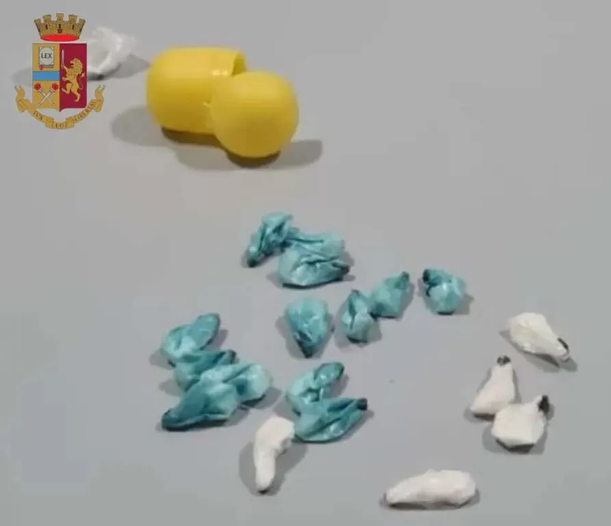 napoli spaccia arrestato