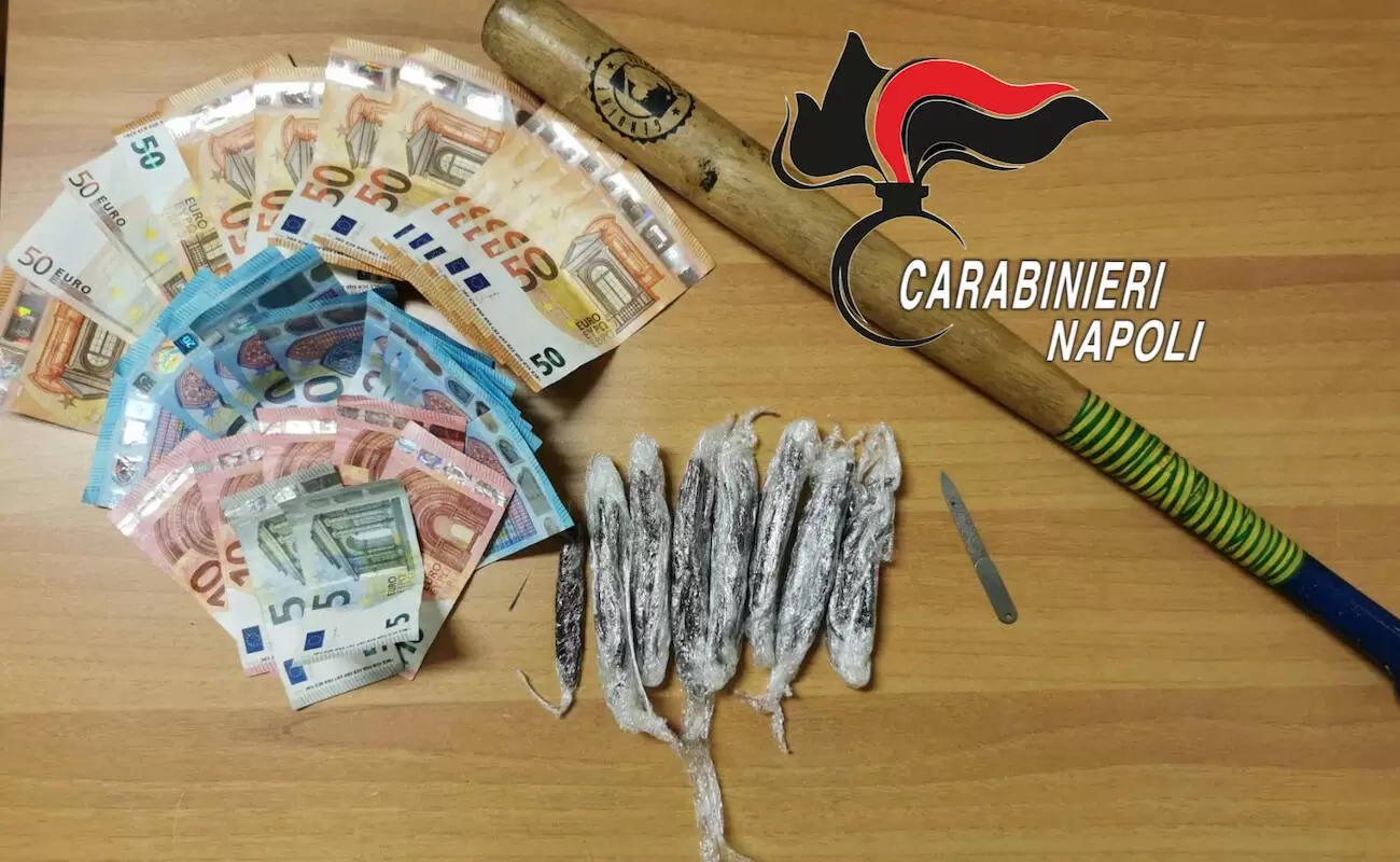 napoli-spacciatore-arrestato-rione-traiano-8-maggio