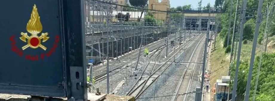 treno torino-napoli incidente roma