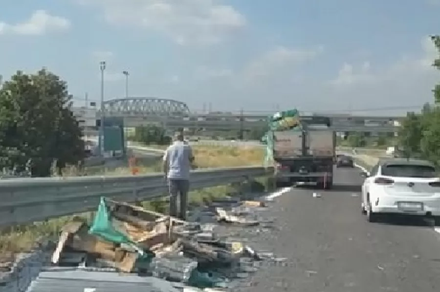 incidente-marcianise-furgoncino-carico-statale