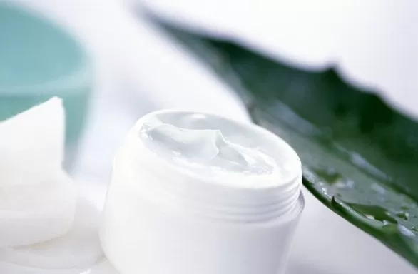 cosmetici privi etichetta catena negozio