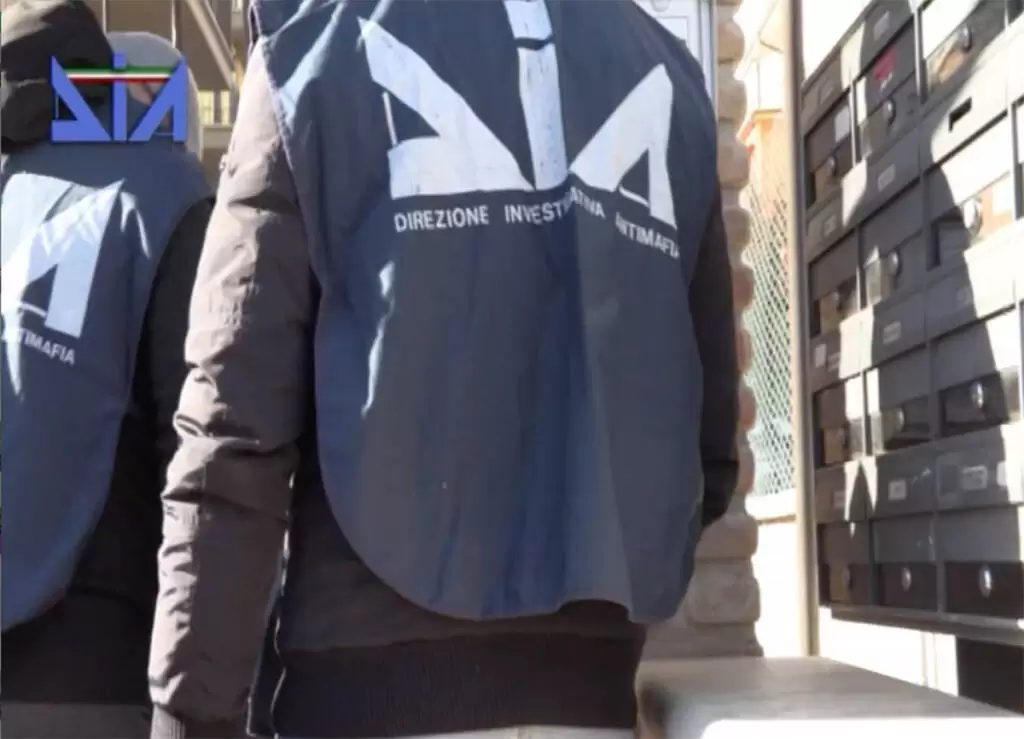 camorra clan mallardo arresti