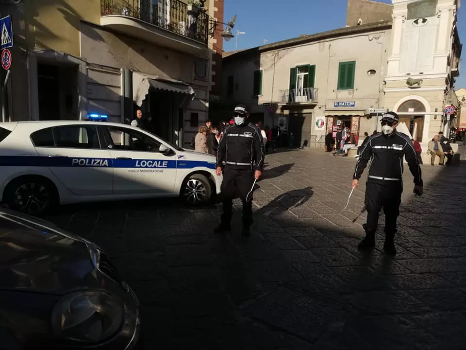 Mondragone bloccato dopo fuga uccise bimba