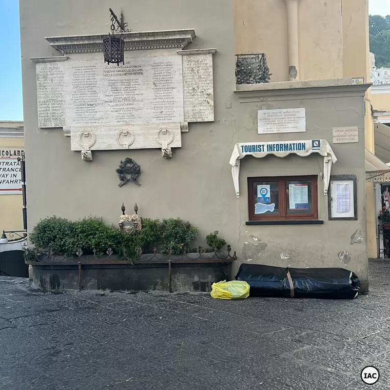 capri abbandono rifiuti