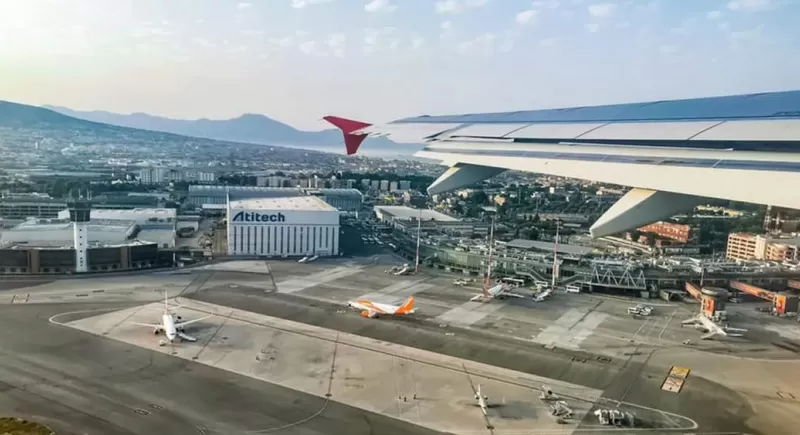 aeroporto capodichino zona traffico controllato