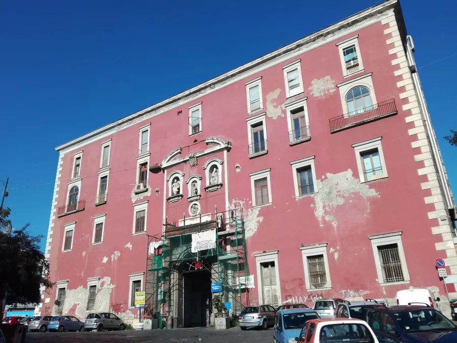 napoli-rubati-soldi-ticket-ospedale-san-gennaro