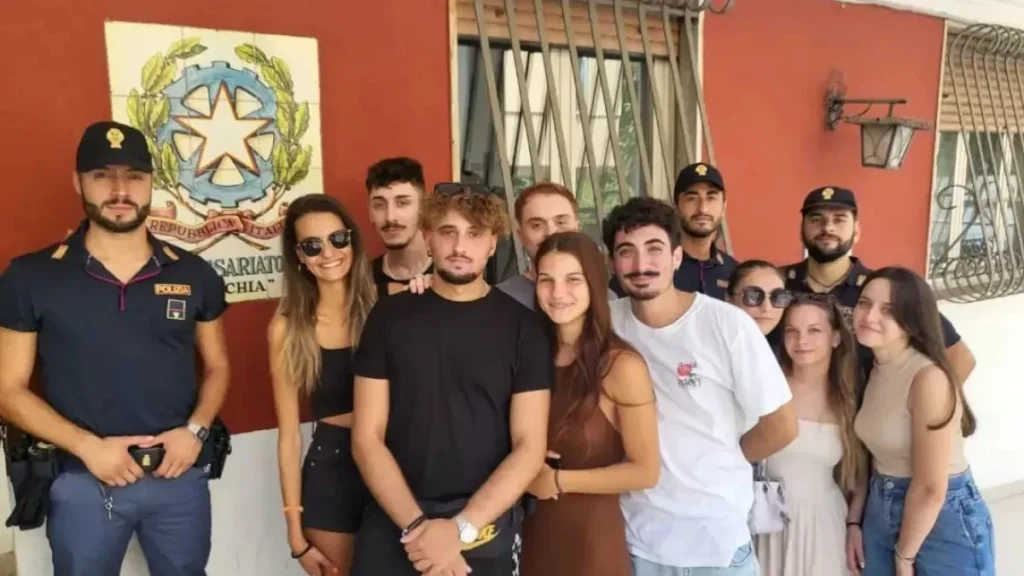 ischia ragazzi truffati