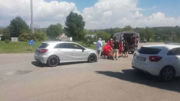 benevento incidente auto moto