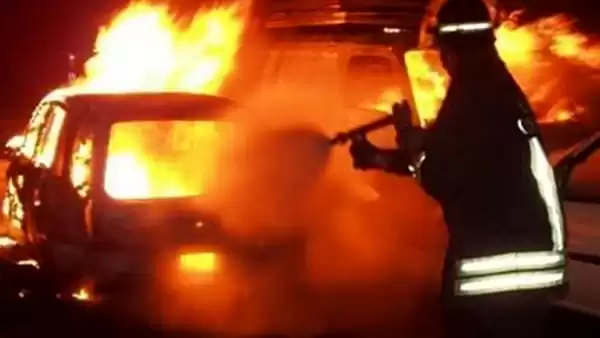 benevento auto fiamme