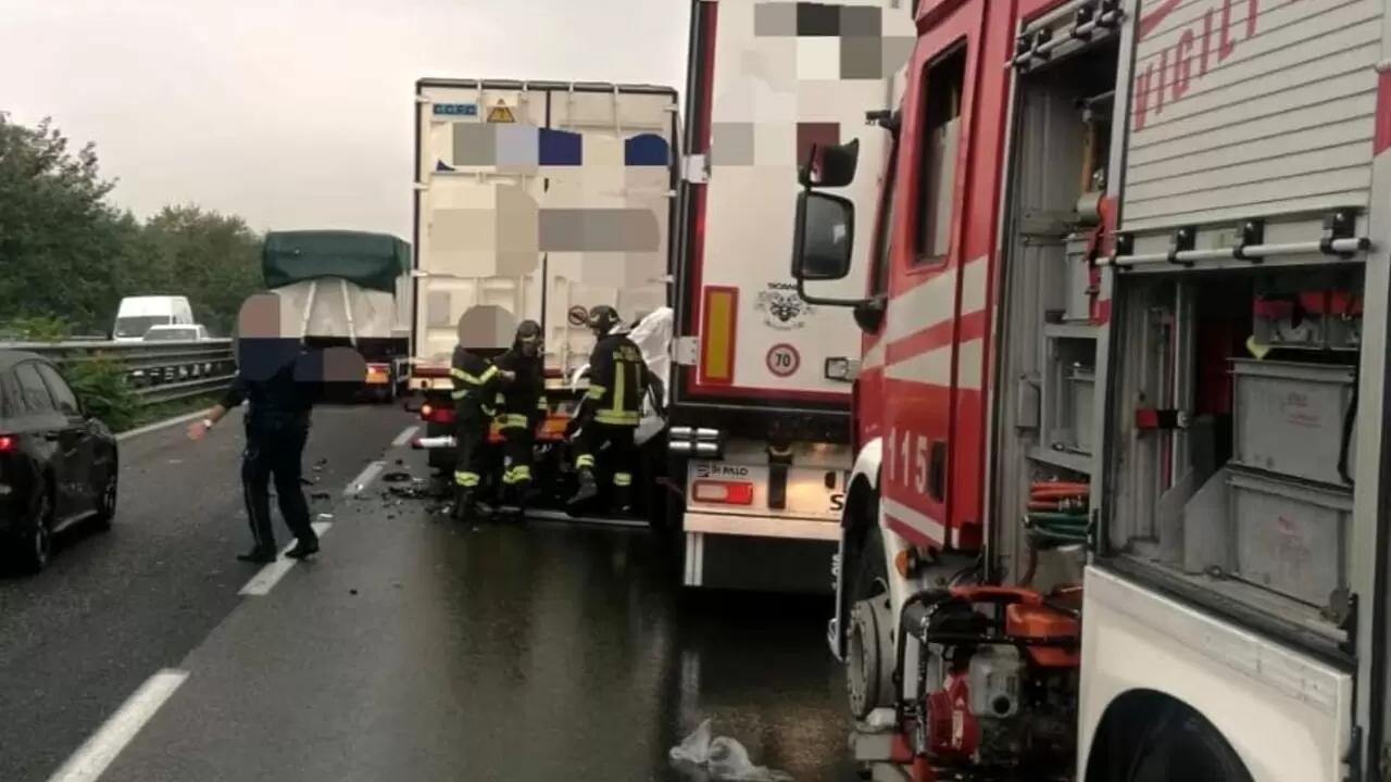incidente statale 7bis morto