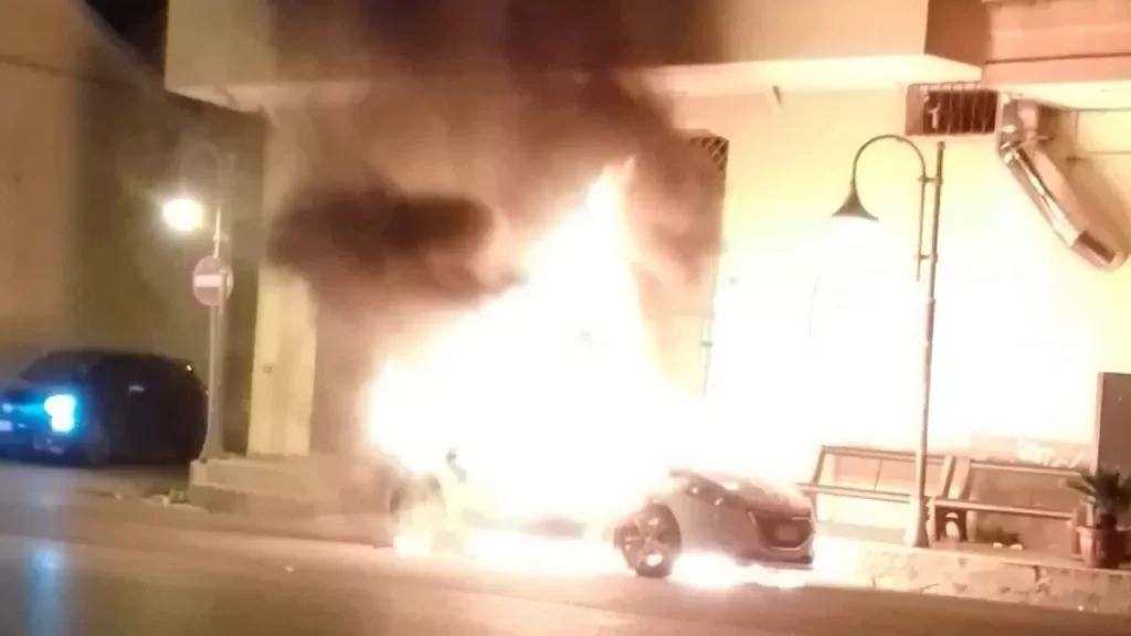 casal di principe incendio auto 2 ottobre