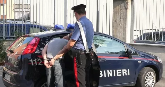 figlio boss santoriello evade domiciliari