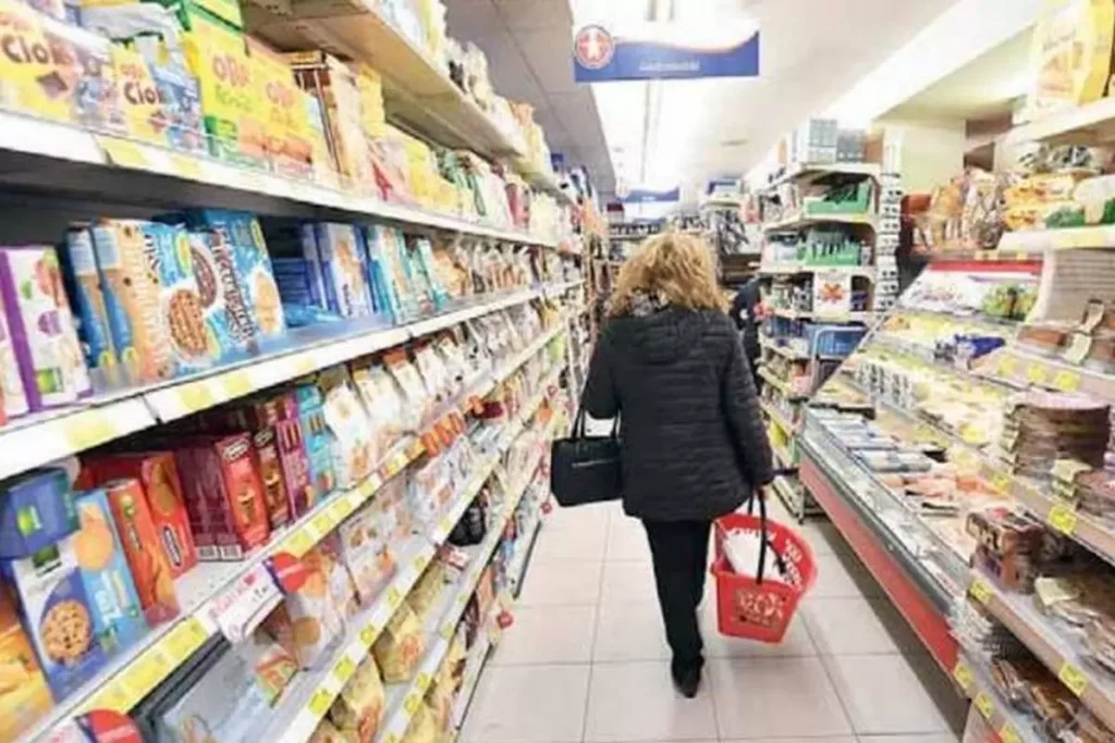 benevento-ruba-portafogli-supermercato-arrestato