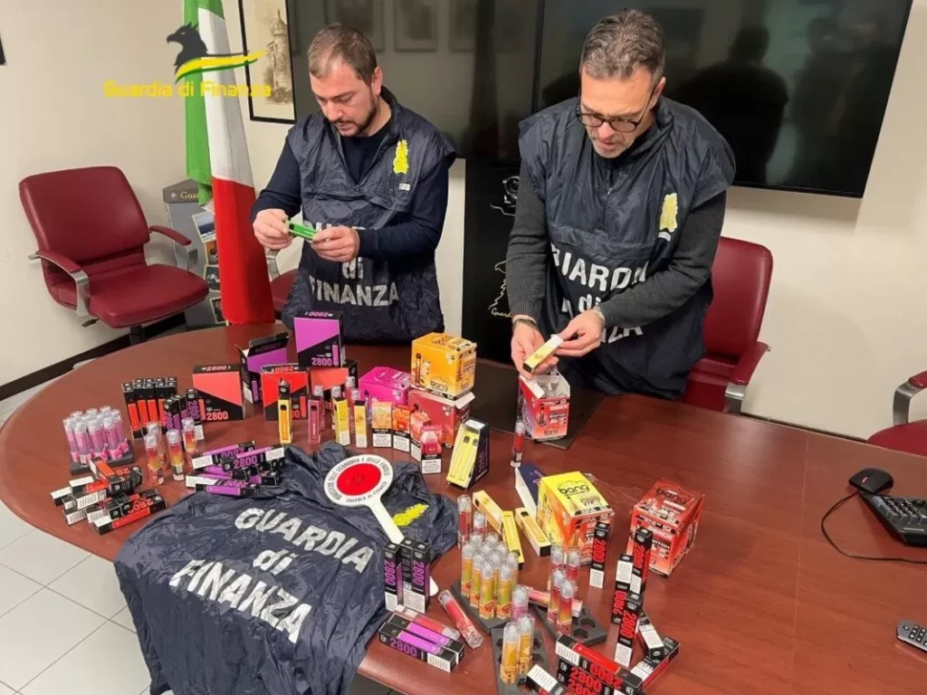 avellino sequestro sigarette elettroniche